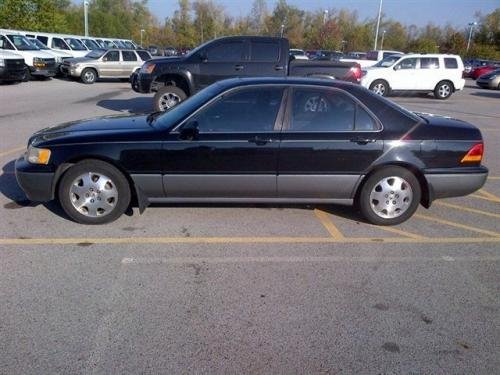 Photo of a 1998 Acura RL in Flamenco Black on Pewter Gray (paint color code TNB)