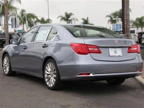 Photo of a 2014-2015 Acura RLX in Forged Silver Metallic (paint color code NH789M)