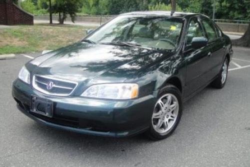 Photo of a 1999-2002 Acura TL in Dark Emerald Pearl (paint color code G87P)