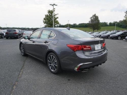 Photo of a 2017-2018 Acura TLX in Modern Steel Metallic (paint color code NH797M