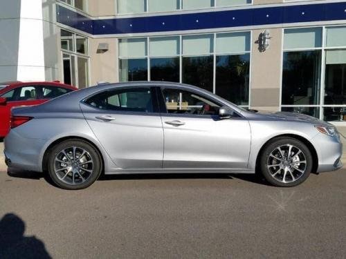 Photo of a 2017-2020 Acura TLX in Lunar Silver Metallic (paint color code NH830M