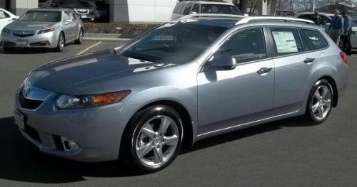 Photo of a 2011-2014 Acura TSX in Forged Silver Metallic (paint color code NH789M)