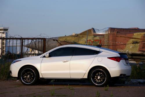 Photo of a 2012 Acura ZDX in Aspen White Pearl II (paint color code NH814P)