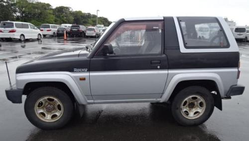 Photo of a 1990-1992 Daihatsu Rocky in Black Metallic on Gray Metallic (paint color code NA5)