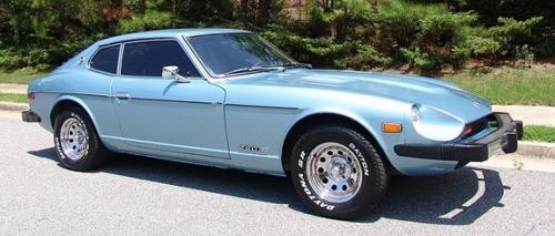 Photo of a 1974-1978 Datsun Z in Light Blue Metallic (paint color code 305)