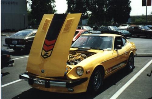 Photo of a 1977 Datsun Z in Bright Sunburst Yellow (paint color code 411)