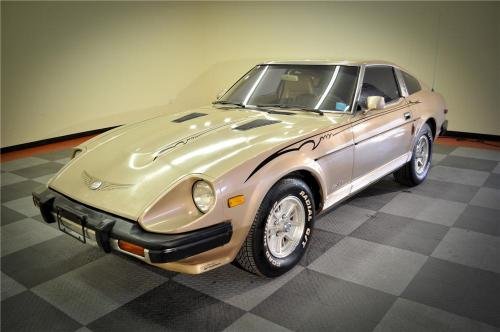 Photo of a 1979 Datsun Z in Champagne Metallic (paint color code 653)
