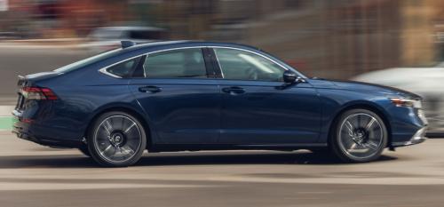 Photo of a 2023-2024 Honda Accord in Canyon River Blue Metallic (paint color code B640M)