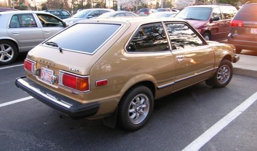 Photo of a 1980 Honda Accord in Longleet Gold Metallic (paint color code YR41M)