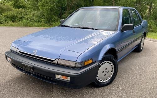 Photo of a 1989 Honda Accord in Laurel Blue Metallic (paint color code B49M)
