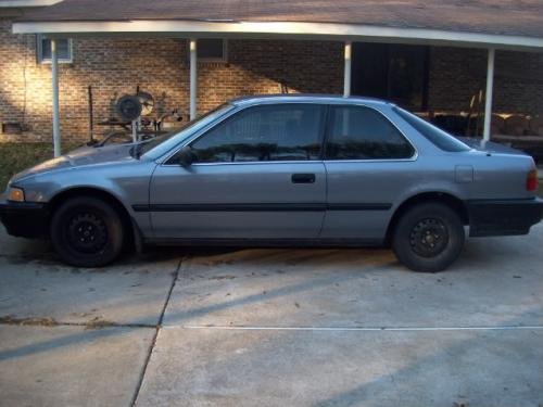 Photo of a 1991-1992 Honda Accord in Concord Blue Metallic (paint color code B58M)