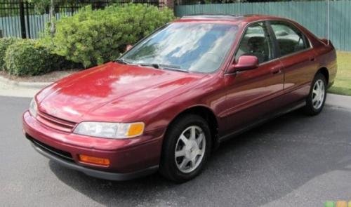 Photo of a 1994-1997 Honda Accord in Bordeaux Red Pearl (paint color code R78P)