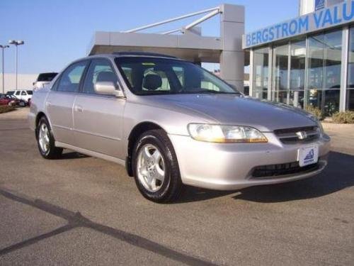 Photo of a 1998-1999 Honda Accord in Heather Mist Metallic (paint color code YR508M)