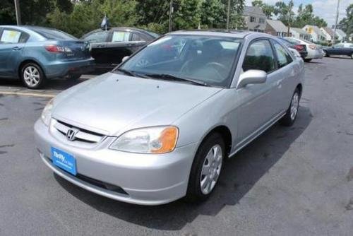 Photo of a 2001-2005 Honda Civic in Satin Silver Metallic (paint color code NH623M