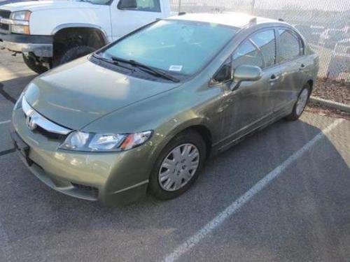 Photo of a 2007-2009 Honda Civic in Green Tea Metallic (paint color code G526M)