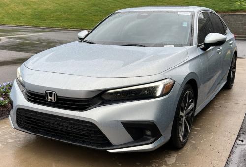 Photo of a 2022-2024 Honda Civic in Morning Mist Metallic (paint color code B643M)