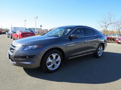 Photo of a 2010-2014 Honda Crosstour in Polished Metal Metallic (paint color code NH737M)