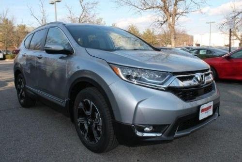 Photo of a 2017 Honda CR-V in Lunar Silver Metallic (paint color code NH830M