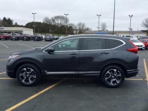 Photo of a 2017-2019 Honda CR-V in Gunmetal Metallic (paint color code PB88M)