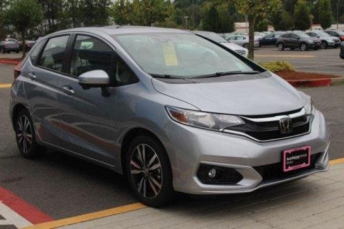 Photo of a 2019 Honda Fit in Lunar Silver Metallic (paint color code NH830M