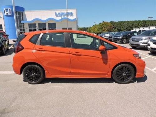 Photo of a 2019 Honda Fit in Orange Fury (paint color code YR585)