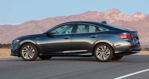 Photo of a 2019-2022 Honda Insight in Cosmic Blue Metallic (paint color code B607M)