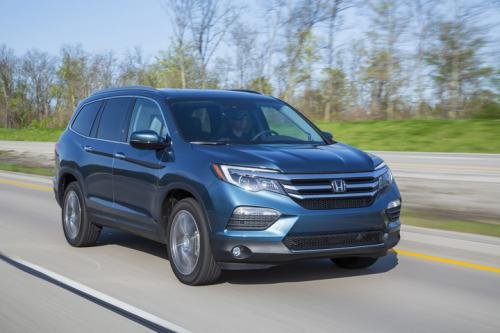 Photo of a 2016-2022 Honda Pilot in Steel Sapphire Metallic (paint color code B600M)