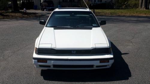 Photo of a 1987 Honda Prelude in Polar White (paint color code NH512)