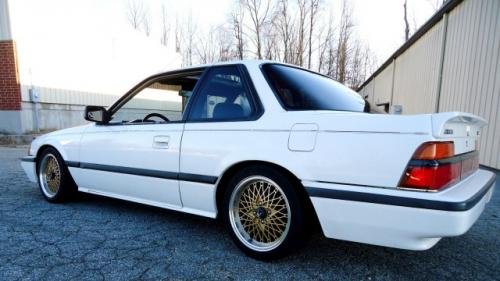 Photo of a 1987 Honda Prelude in Polar White (paint color code NH512)
