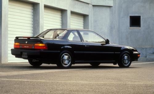 Photo of a 1988-1991 Honda Prelude in Granada Black Pearl (paint color code NH503P