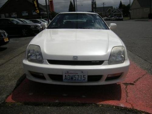 Photo of a 2000 Honda Prelude in Premium White Pearl (paint color code NH624P)