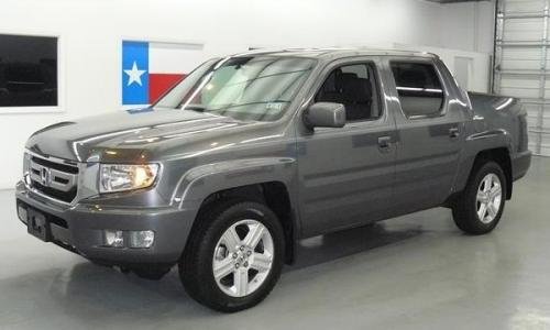 Photo of a 2010-2013 Honda Ridgeline in Polished Metal Metallic (paint color code NH737M)