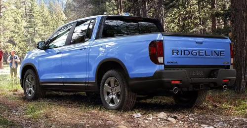 Photo of a 2024-2025 Honda Ridgeline in Diffused Sky Blue Pearl (paint color code B638P)