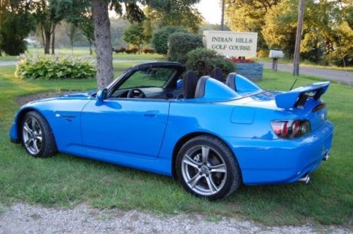 Photo of a 2008-2009 Honda S2000 in Apex Blue Pearl (paint color code B554P)