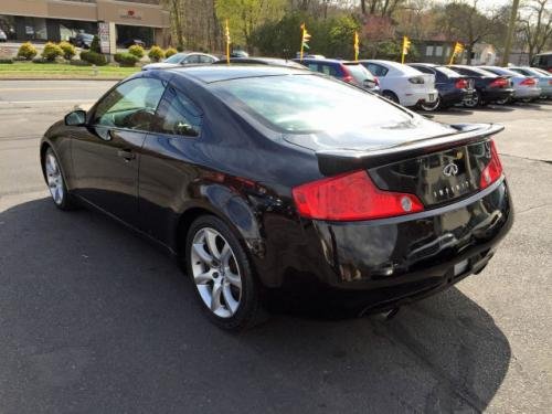 Photo of a 2003-2007 Infiniti G in Black Obsidian (paint color code KH3