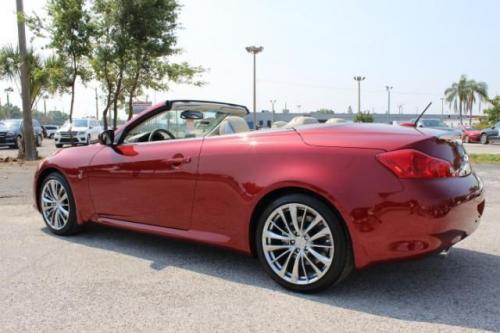 Photo Image Gallery & Touchup Paint: Infiniti G in Venetian Ruby (NAH)