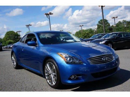 Photo of a 2013 Infiniti G in Lapis Blue (paint color code RAW)