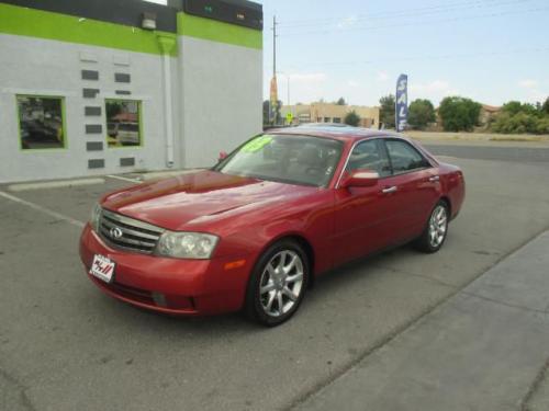 Photo of a 2004 Infiniti M in Garnet Fire (paint color code AY2)