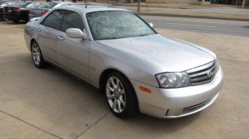 Photo of a 2003 Infiniti M in Brilliant Silver (paint color code KY0)