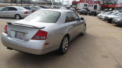 Photo of a 2003-2004 Infiniti M in Brilliant Silver (paint color code KY0)