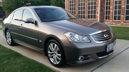 Photo of a 2008-2009 Infiniti M in Desert Shadow (paint color code KAC)