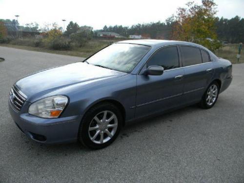 Photo of a 2005-2006 Infiniti Q in Lakeshore Slate (paint color code B30