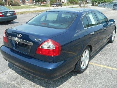 Photo of a 2002-2006 Infiniti Q in Twilight Blue (paint color code BW5