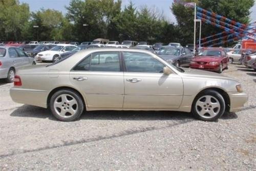 Photo of a 1999-2001 Infiniti Q in Tuscan Beige (paint color code CR0)