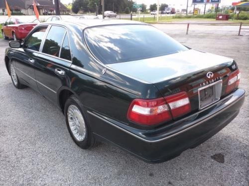 Photo of a 1998 Infiniti Q in Cypress Pearl (paint color code DP0)