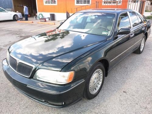 Photo of a 1997-1998 Infiniti Q in Cypress Pearl (paint color code DP0)