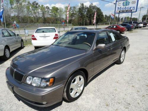 Photo of a 2000-2001 Infiniti Q in London Gray (paint color code KV5)