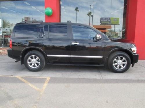 Photo of a 2004-2010 Infiniti QX in Liquid Onyx (paint color code G10)