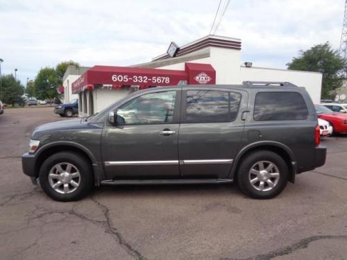 Photo of a 2004 Infiniti QX in Silver Graphite (paint color code K11)