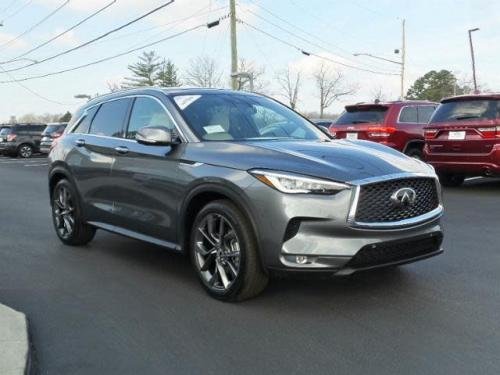 Photo of a 2024 Infiniti QX50 in Graphite Shadow (paint color code KAD)